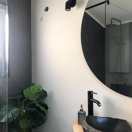 Pool Oasis With Private Parking -vigia 8 * Torres Vedras