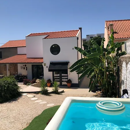 Familiar Com Piscina E Jacuzzi A 30 Min De Lisboa Holiday home