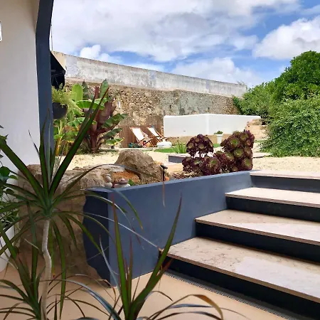 Pool Oasis With Private Parking -vigia 8 Holiday home *