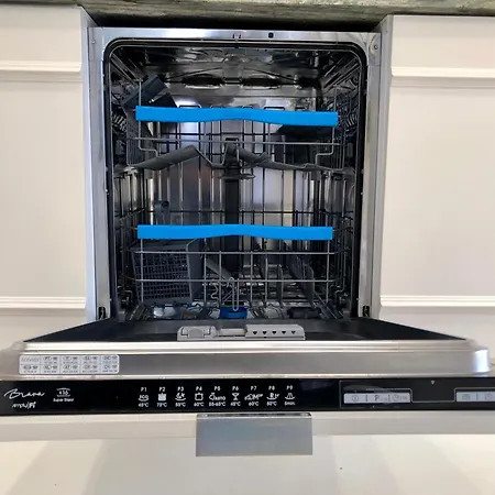 Pool Oasis With Private Parking -vigia 8 טורס ודראס