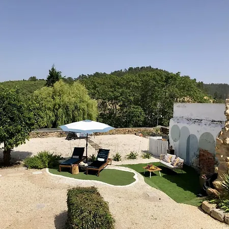 Familiar Com Piscina E Jacuzzi A 30 Min De Lisboa Feriehus Torres Vedras