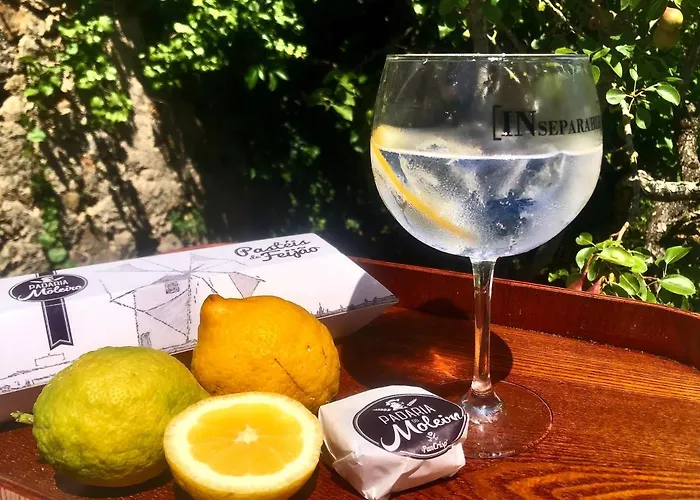 Pool Oasis With Private Parking -vigia 8