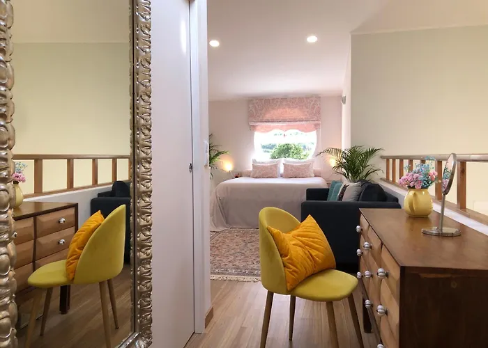 Familiar Com Piscina E Jacuzzi A 30 Min De Lisboa Feriehus Torres Vedras