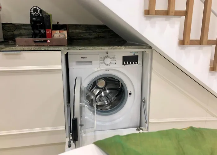 Pool Oasis With Private Parking -vigia 8 *