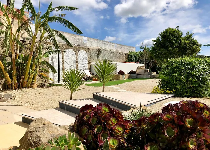 Familiar Com Piscina E Jacuzzi A 30 Min De Lisboa Feriehus *