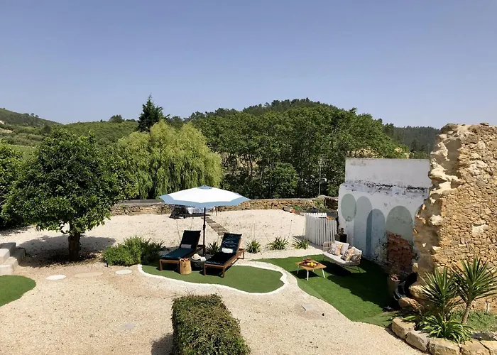 Familiar Com Piscina E Jacuzzi A 30 Min De Lisboa Feriehus Torres Vedras