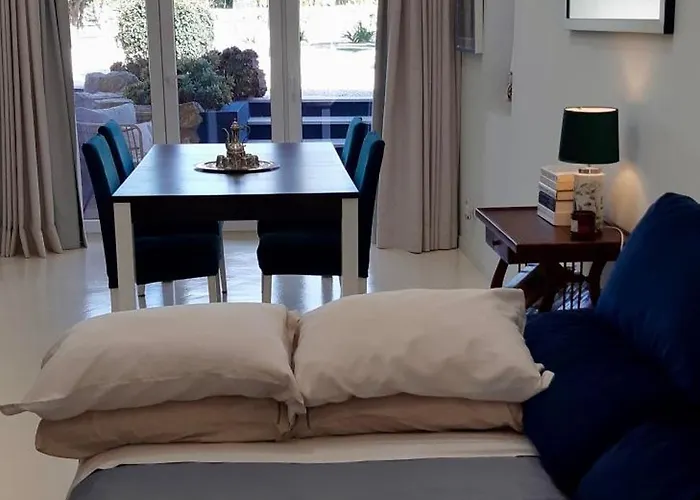 Pool Oasis With Private Parking -vigia 8 別荘